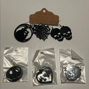 Fashion Jewelry Black Skull and Web Earrings